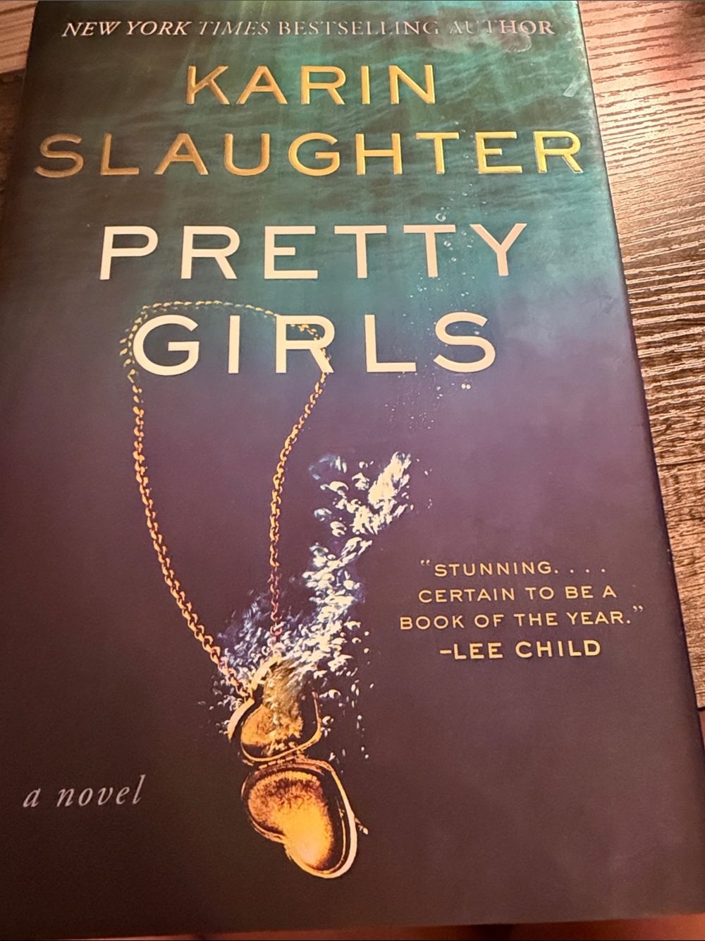 Karin Slaughter — Pretty Girls (Dark Teal & Purple Hardcover)